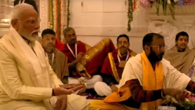 प्राण प्रतिष्ठा अनुष्ठान जारी, गर्भगृह में पूजा कर रहे हैं पीएम मोदी