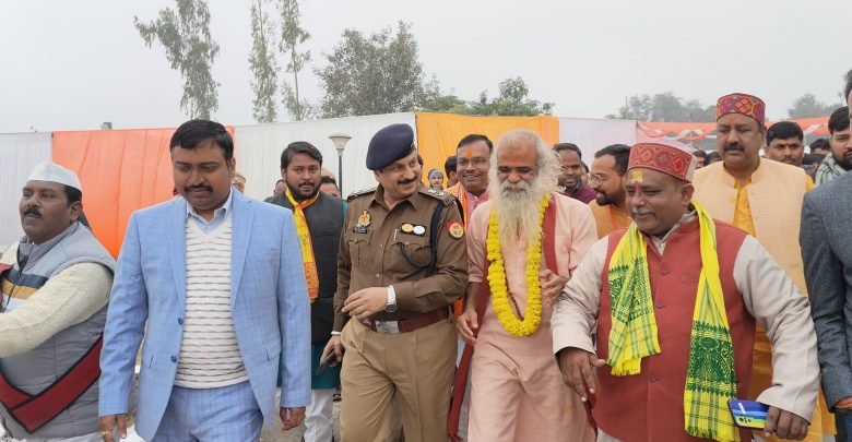 चित्रकूट आई कौशाम्बी पहुंची रामचरण पादुका यात्रा का हुआ भव्य स्वागत