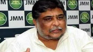 CRPF के 500 जवानों ने की CM आवास में घुसने की कोशिश"