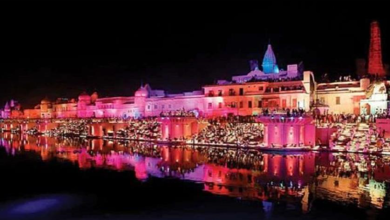 राम मंदिर में पूजा करने के लिए ओडिशा के दो युवक पैदल ही उत्तर प्रदेश के अयोध्या की यात्रा पर निकल पड़े हैं। अयोध्या में 22 जनवरी को निर्माणाधीन राम मंदिर में भगवान राम के बाल स्वरूप के विग्रह की प्राण प्रतिष्ठा होगी।