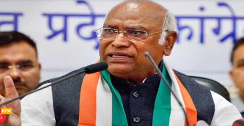 गणतंत्र दिवस पर खड़गे का पीएम मोदी पर तीखा वार,