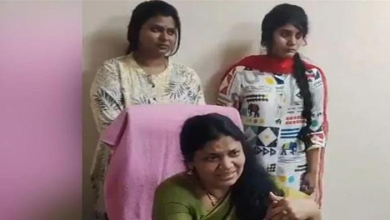 84,000 रुपए की रिश्वत लेती पकड़ी गई तेलंगाना की अधिकारी,