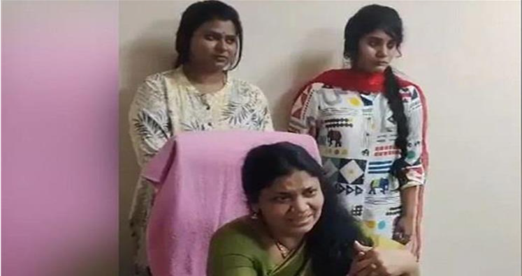 84,000 रुपए की रिश्वत लेती पकड़ी गई तेलंगाना की अधिकारी,