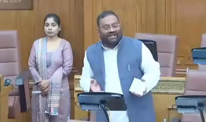 स्वामी प्रसाद मौर्य ने प्राण प्रतिष्ठा पर की टिप्प्णी तो भाजपाइयों ने किया हंगामा,